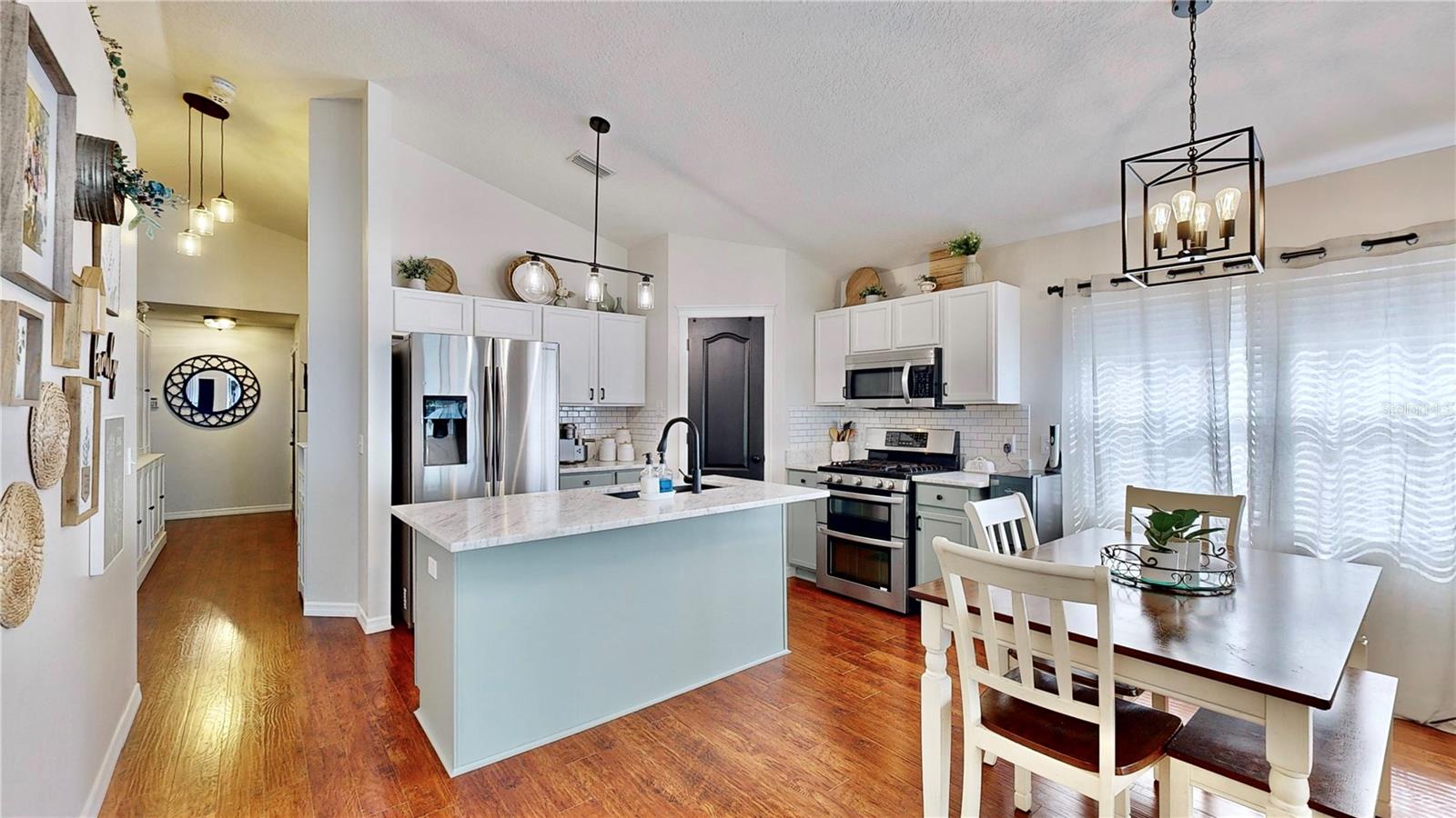 7629 DEVONBRIDGE GARDEN WAY