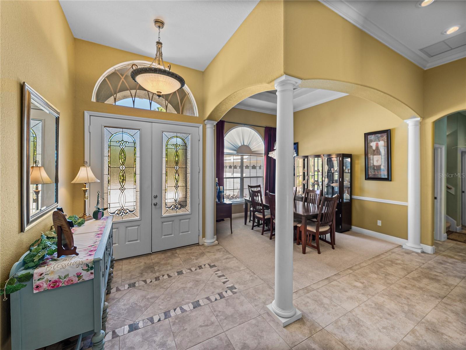 1111 CARRIAGE PARK DR