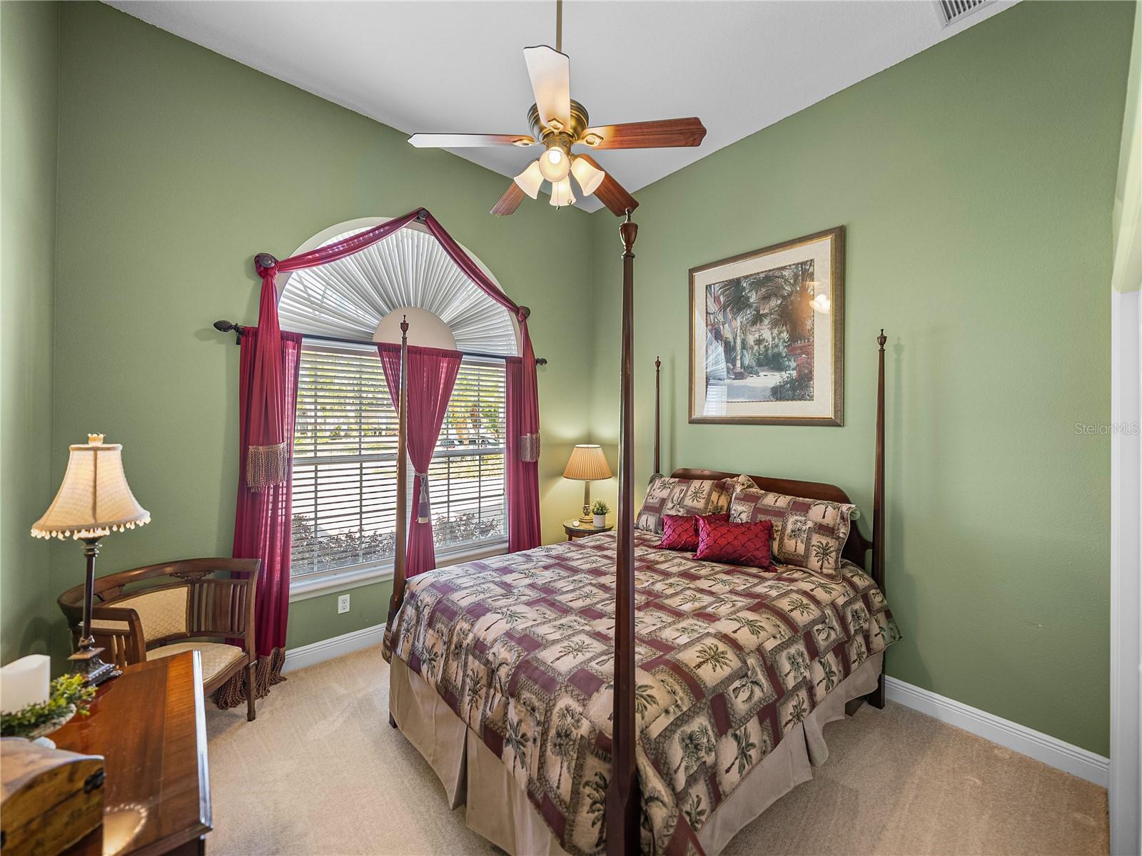 1111 CARRIAGE PARK DR