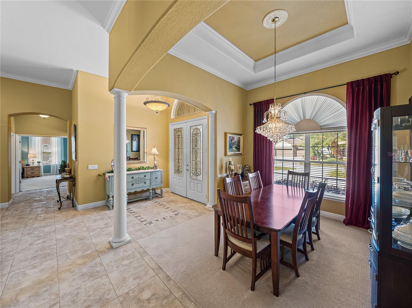 1111 CARRIAGE PARK DR