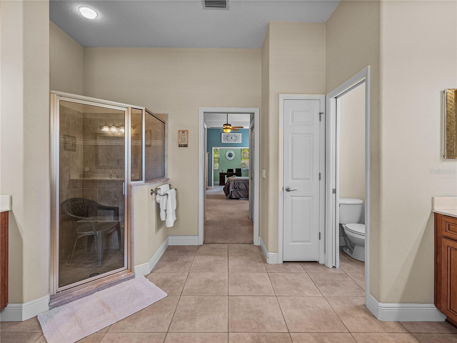 1111 CARRIAGE PARK DR