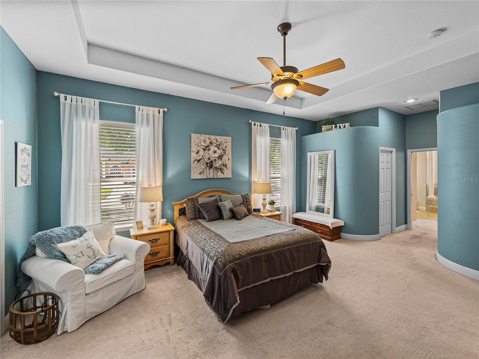 1111 CARRIAGE PARK DR