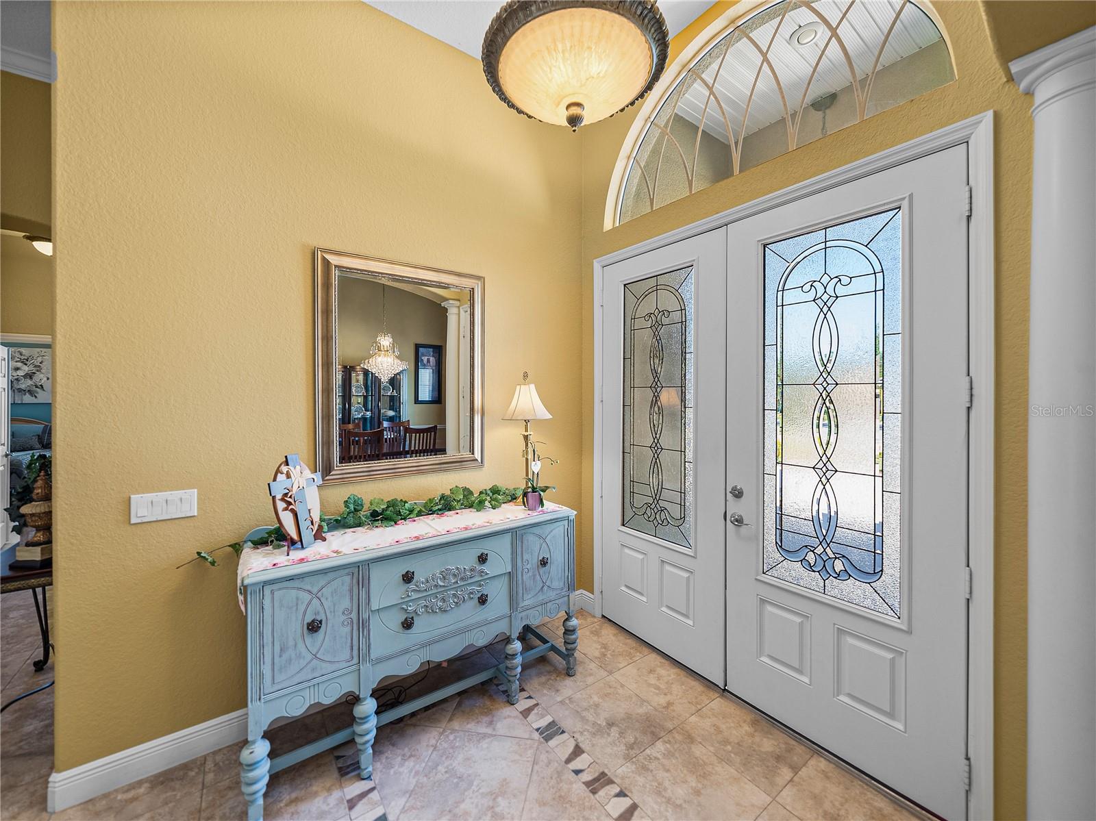 1111 CARRIAGE PARK DR