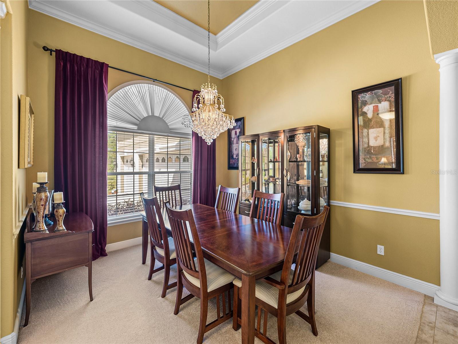 1111 CARRIAGE PARK DR