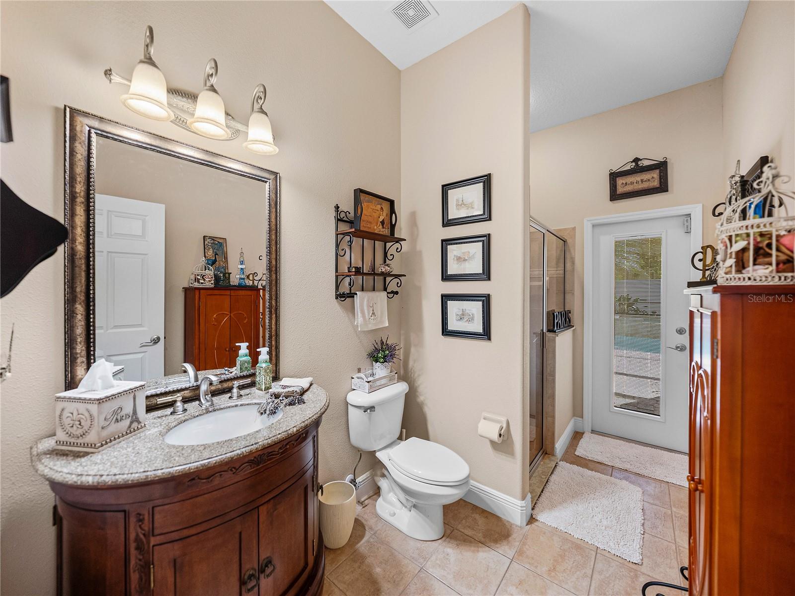 1111 CARRIAGE PARK DR