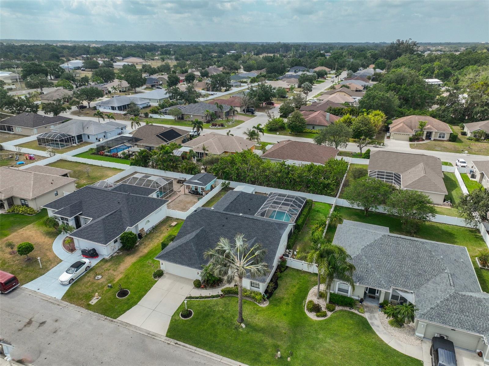 6332 35TH AVENUE CIR E