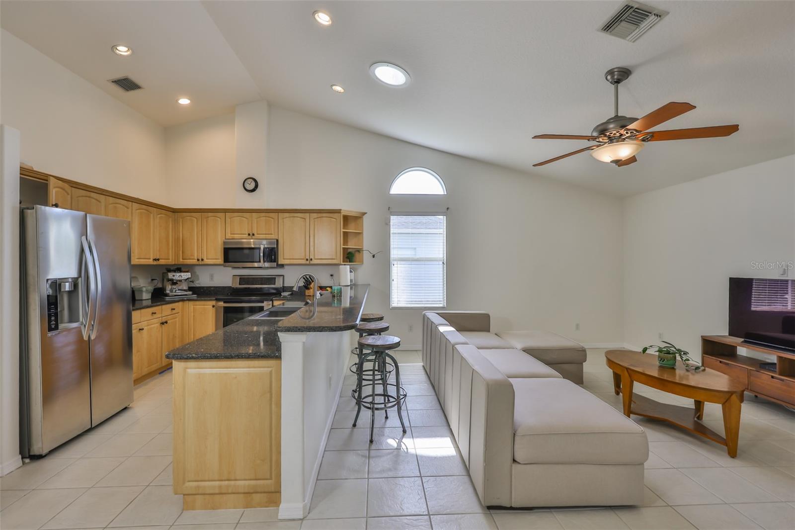 6332 35TH AVENUE CIR E