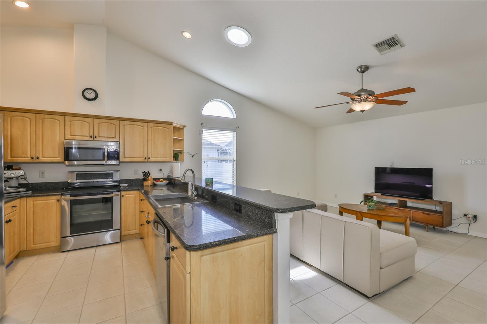 6332 35TH AVENUE CIR E