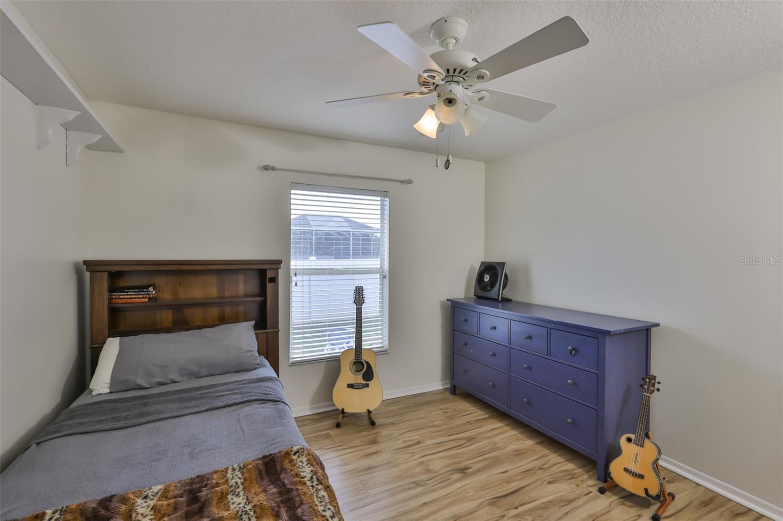 6332 35TH AVENUE CIR E