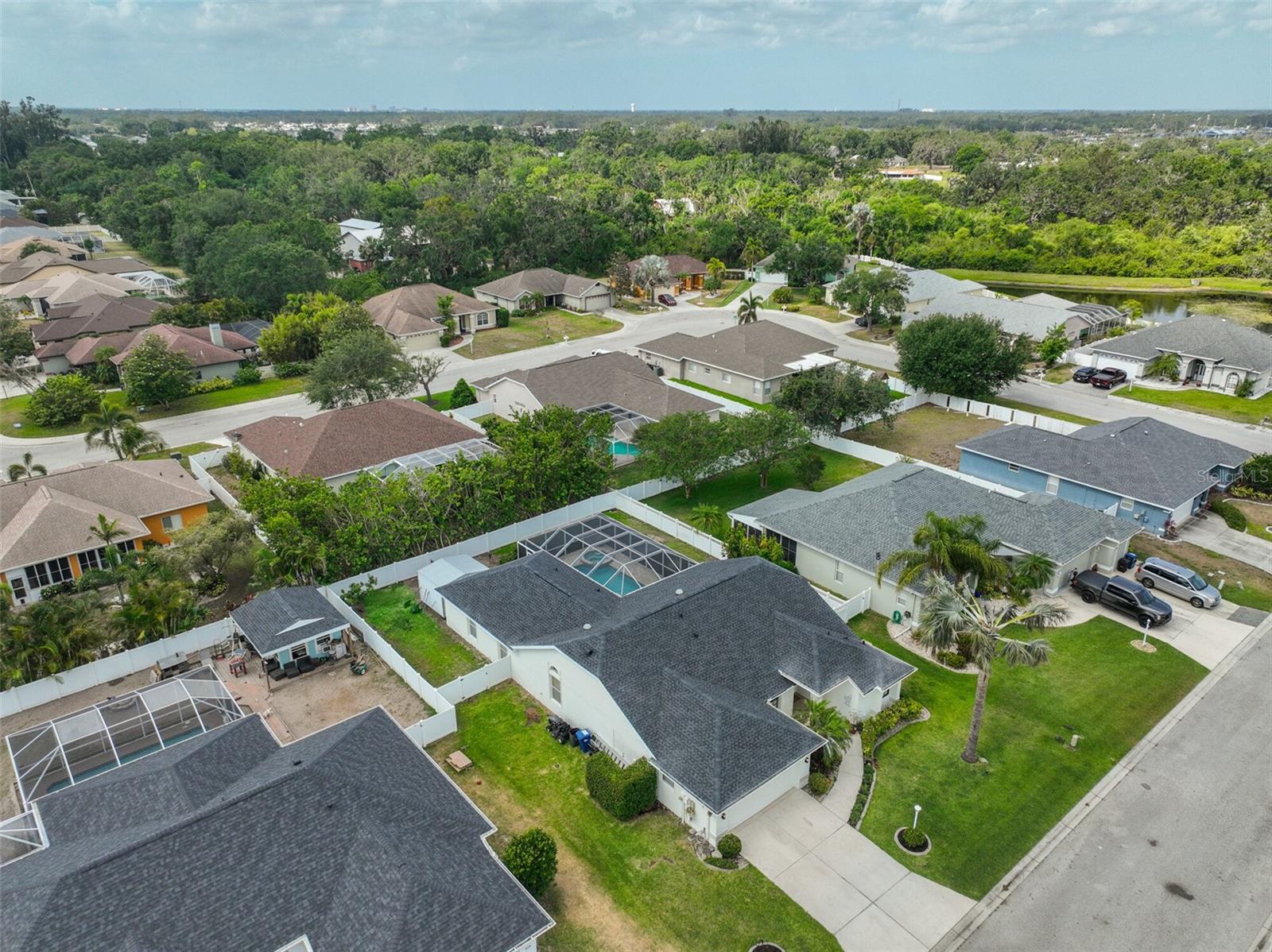 6332 35TH AVENUE CIR E