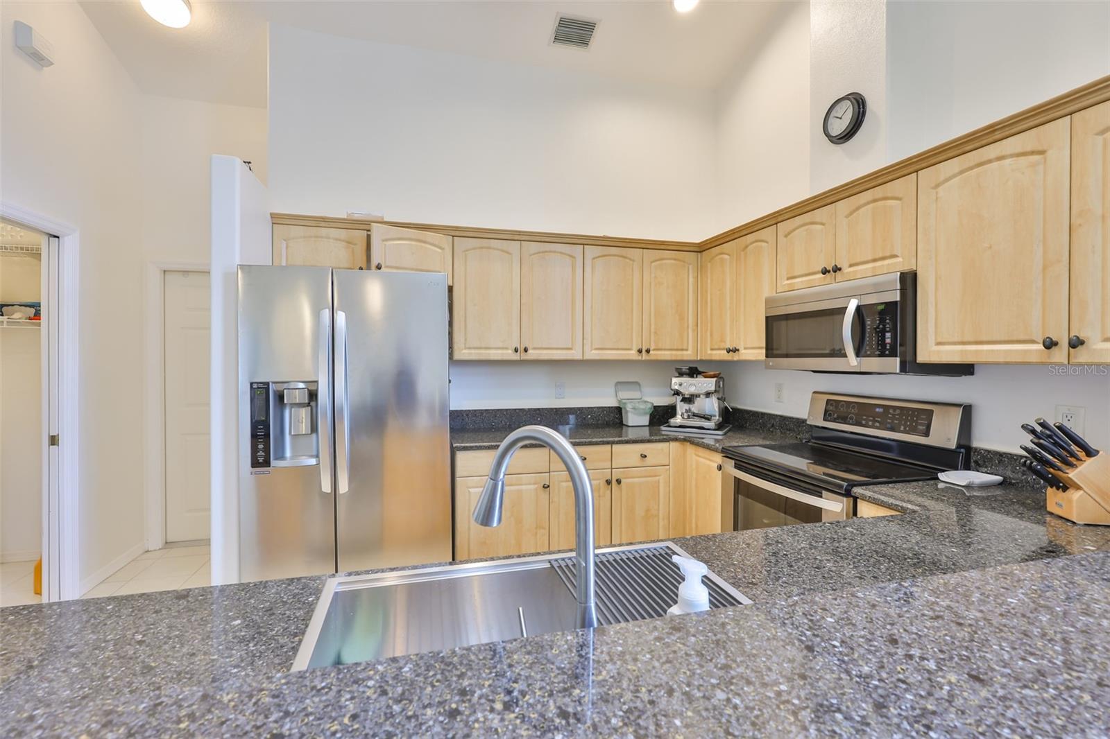 6332 35TH AVENUE CIR E