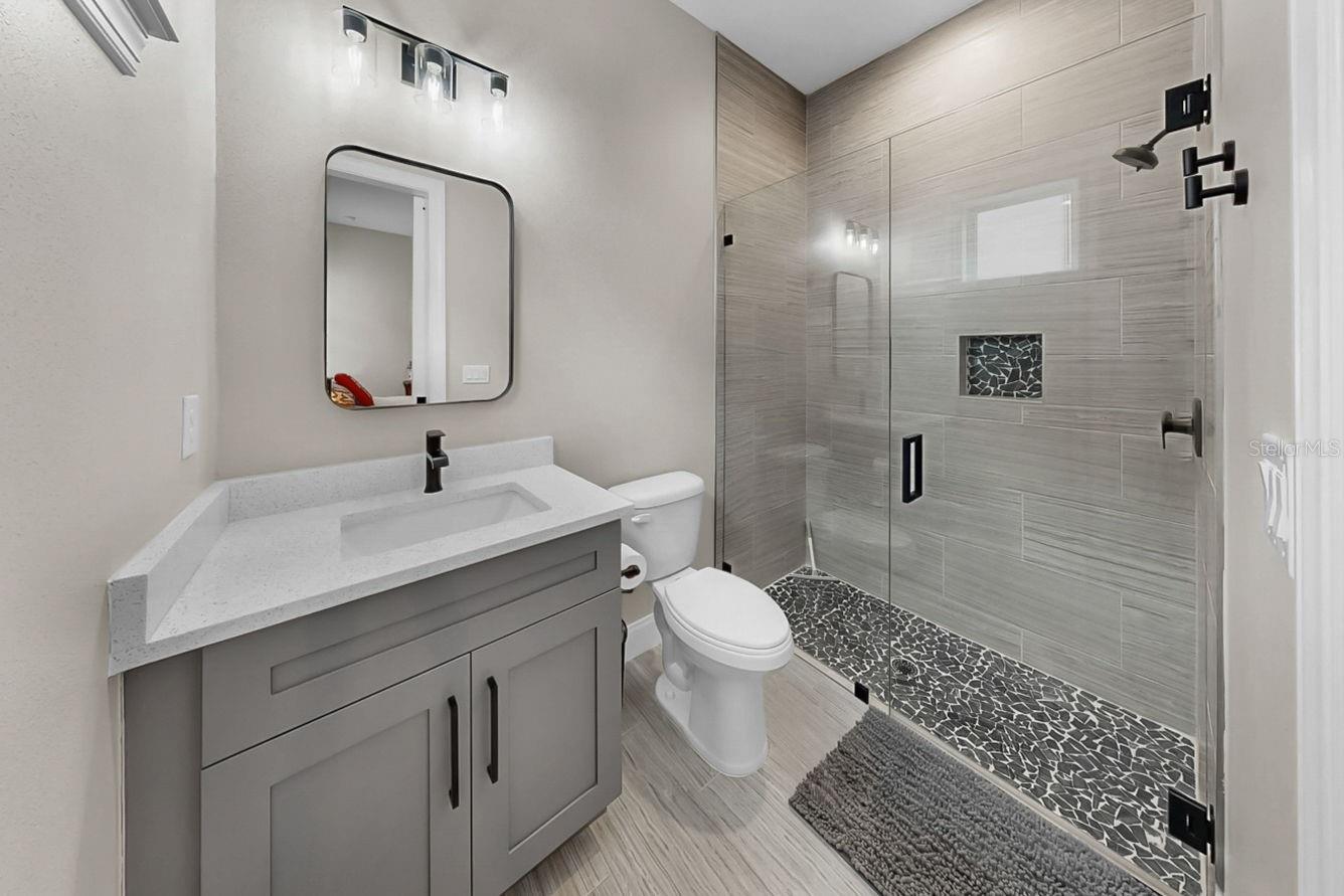 1406 ALHAMBRA DR