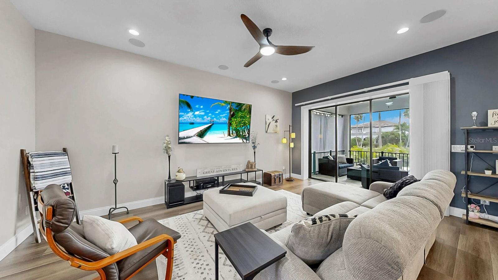 1406 ALHAMBRA DR