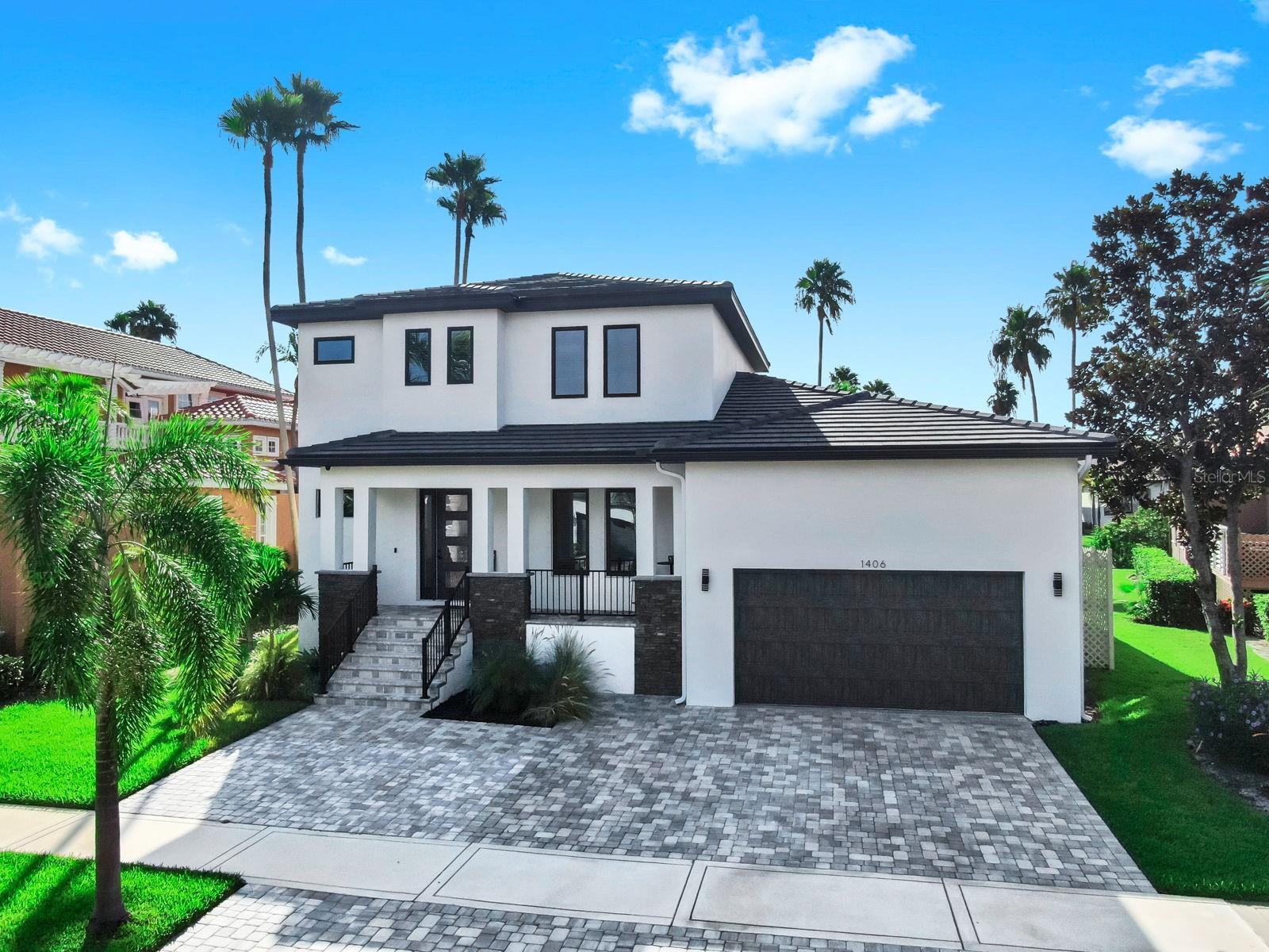 1406 ALHAMBRA DR
