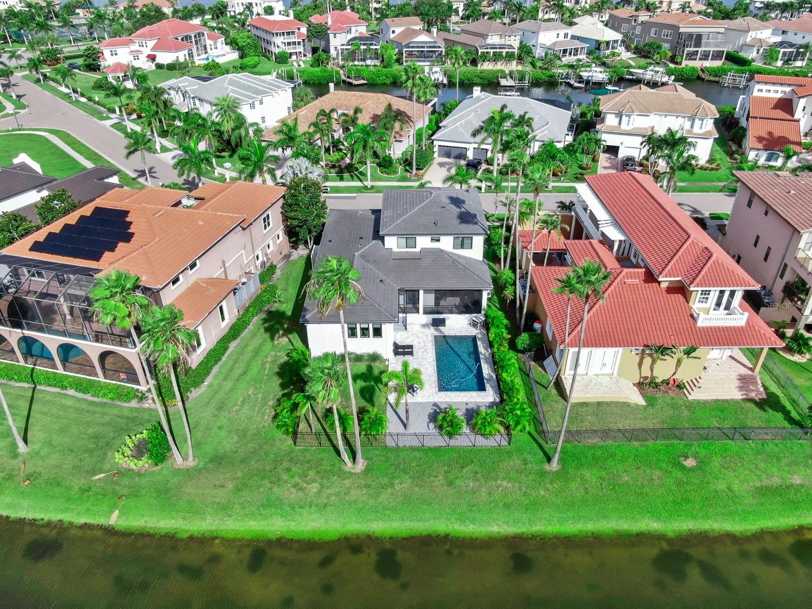 1406 ALHAMBRA DR