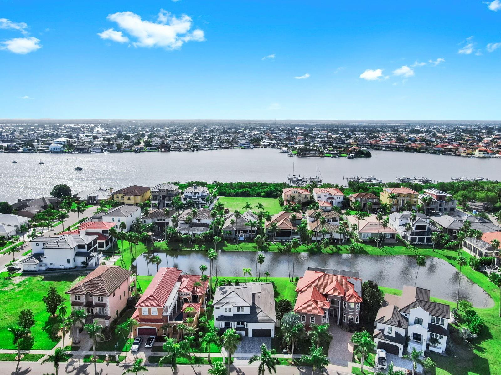 1406 ALHAMBRA DR