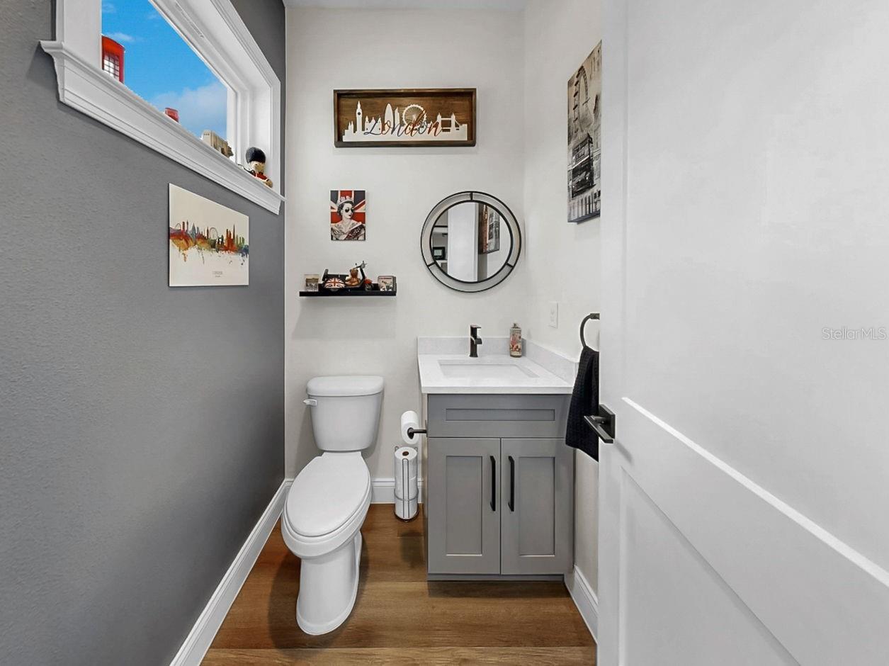 1406 ALHAMBRA DR
