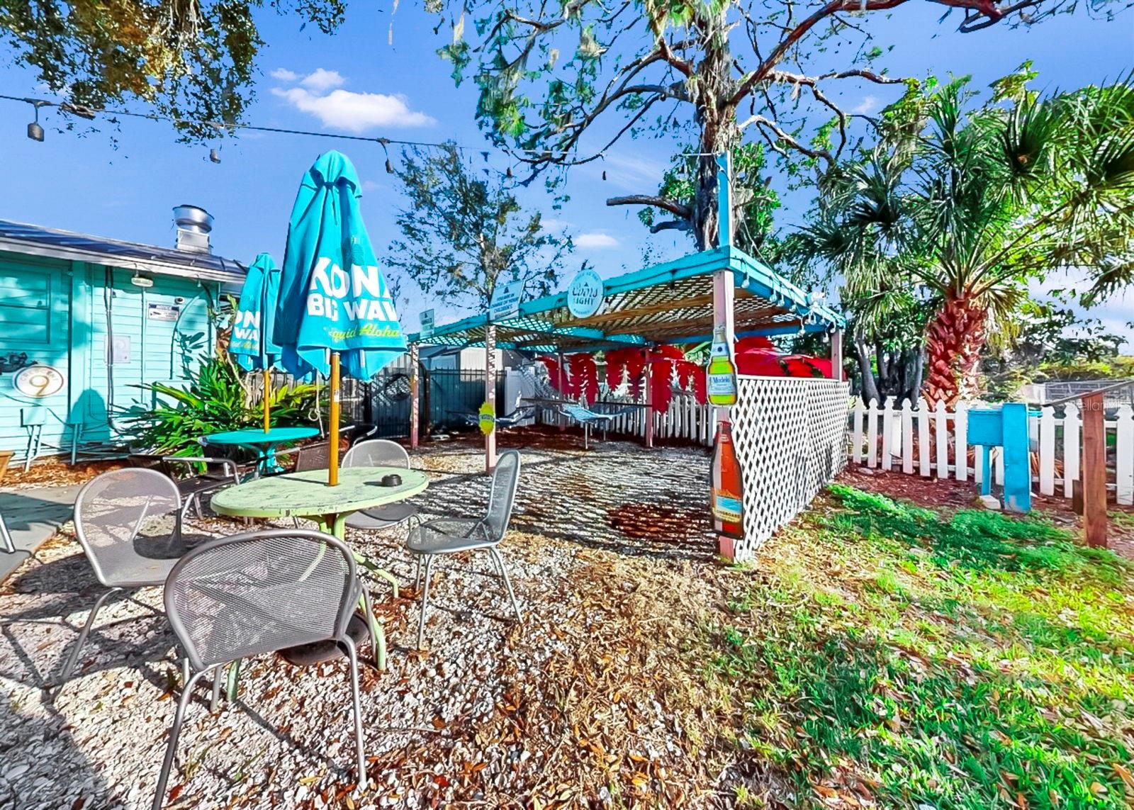 102 W SHELL POINT RD