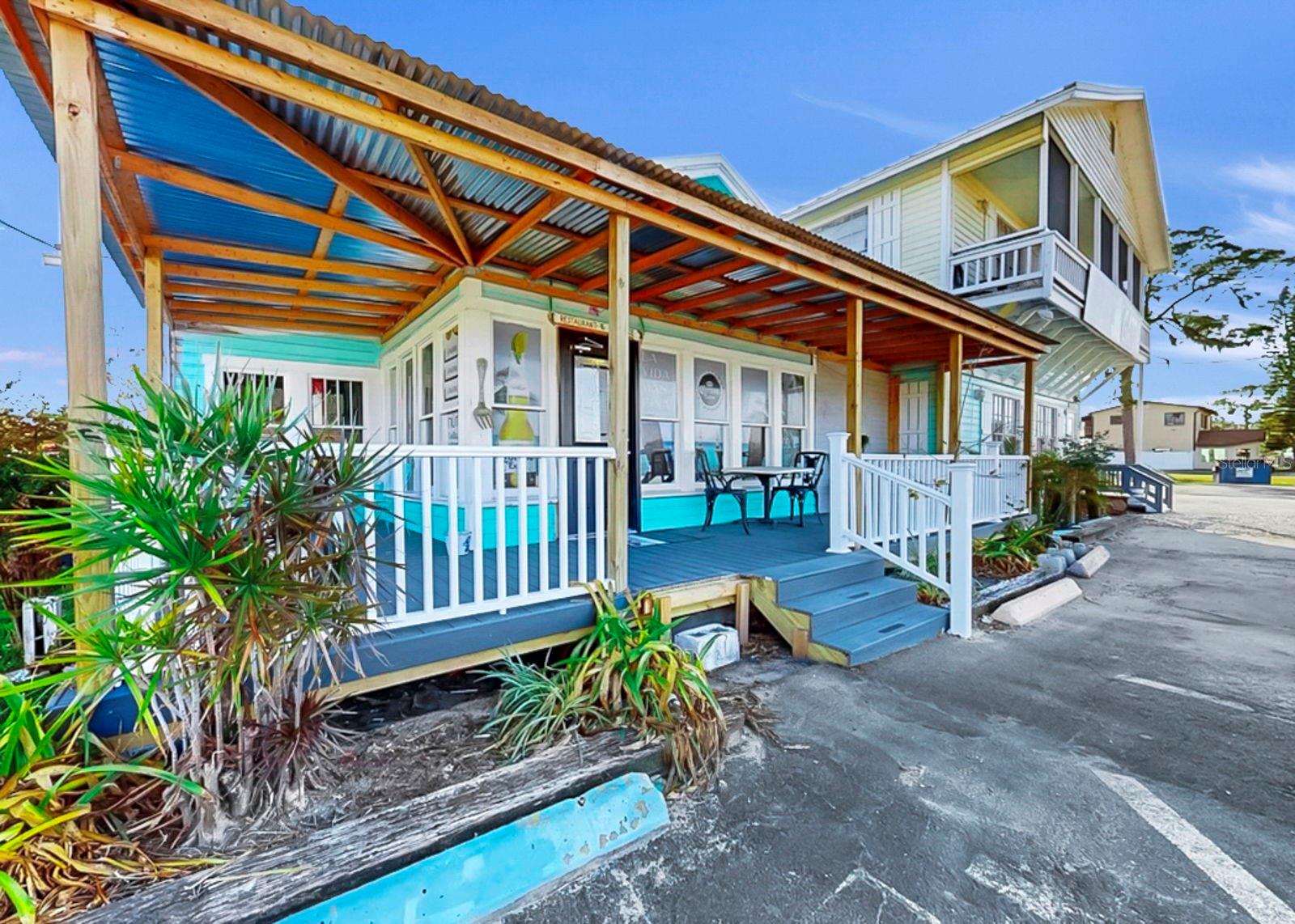 102 W SHELL POINT RD