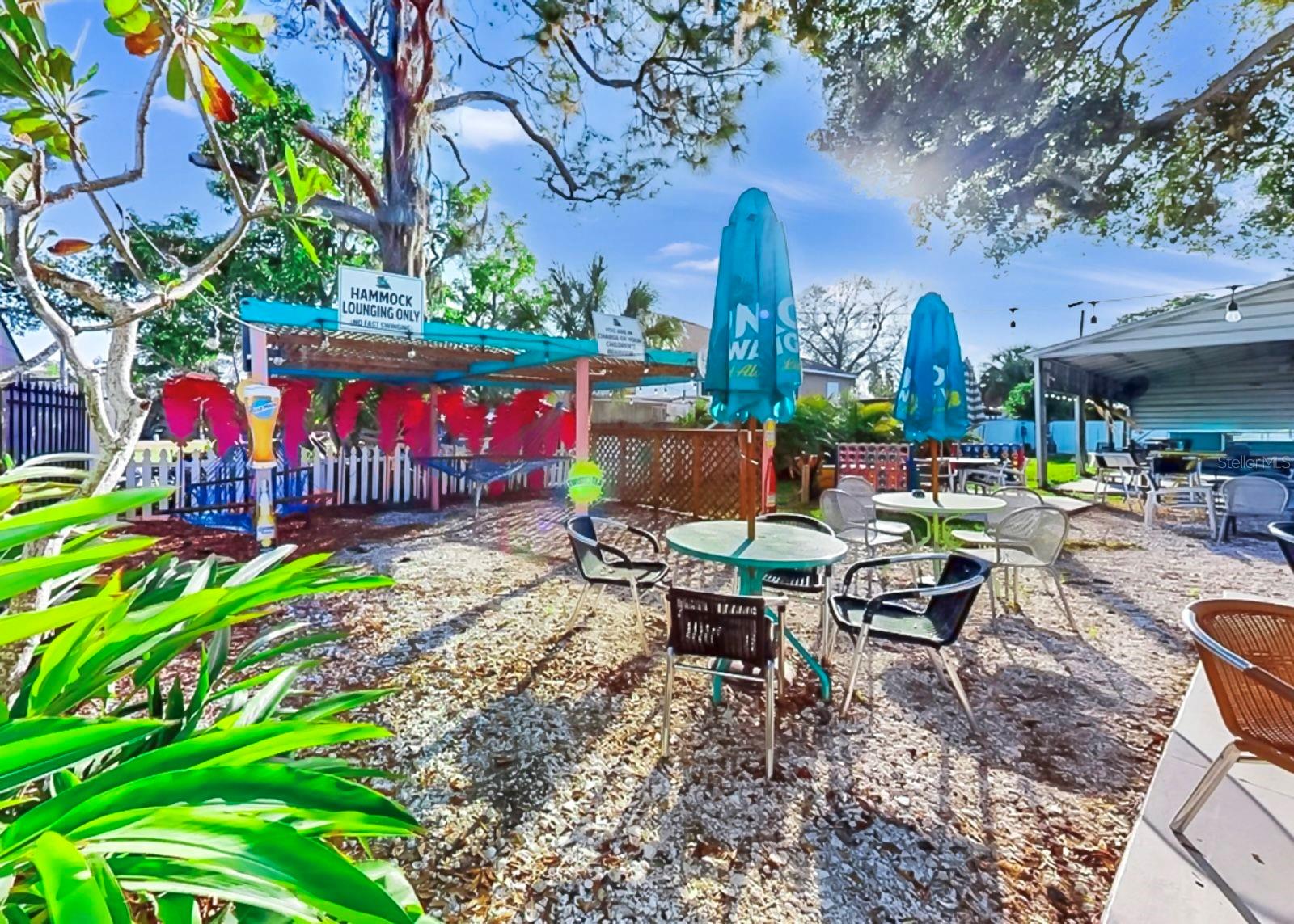 102 W SHELL POINT RD