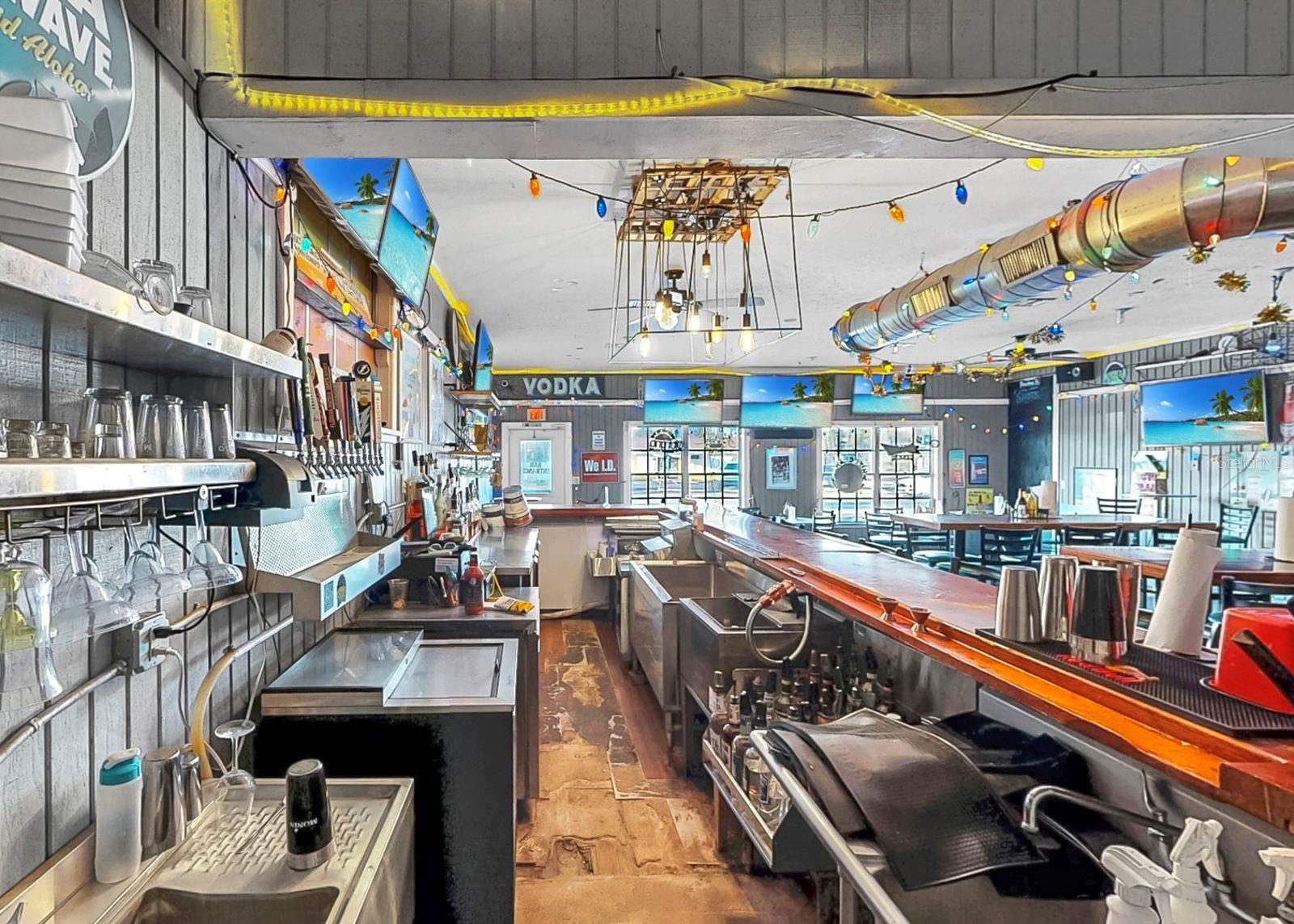 102 W SHELL POINT RD