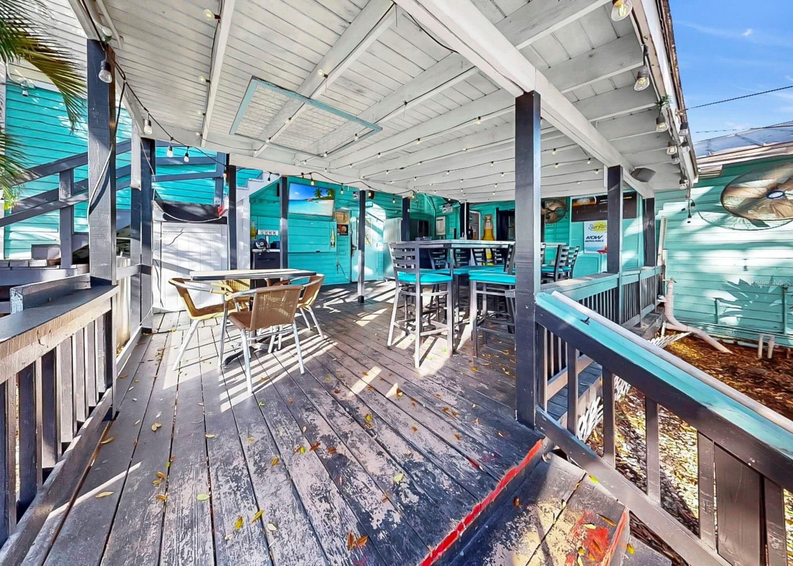 102 W SHELL POINT RD