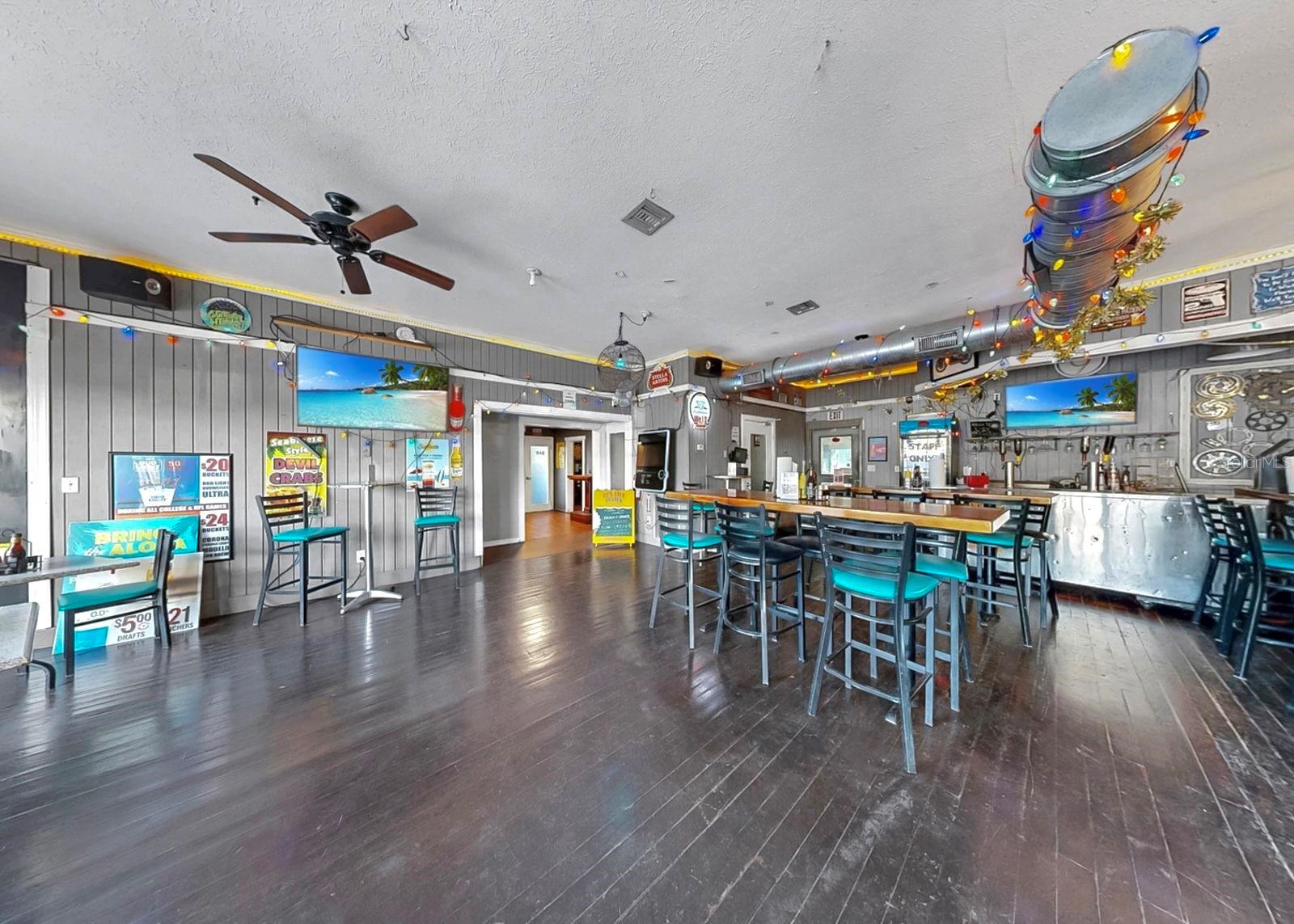 102 W SHELL POINT RD