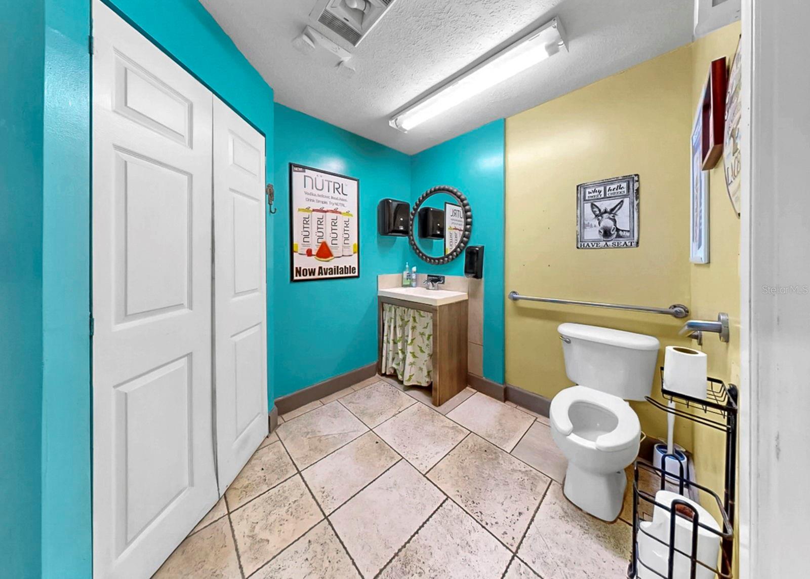 102 W SHELL POINT RD