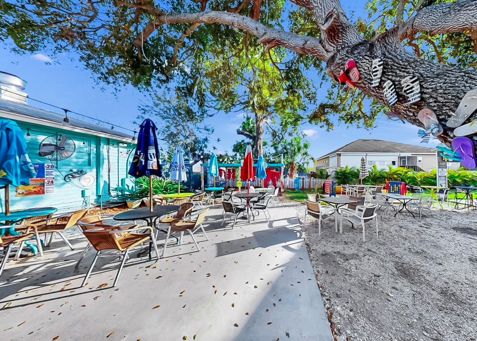 102 W SHELL POINT RD