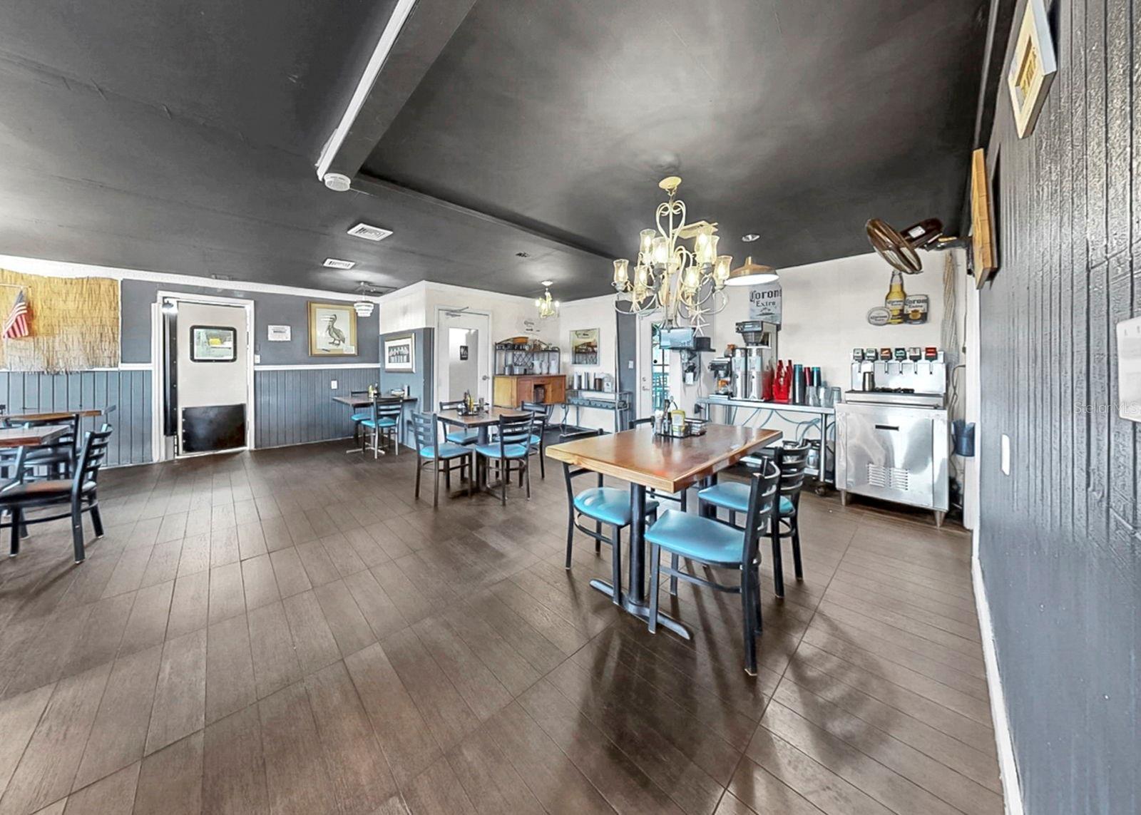 102 W SHELL POINT RD