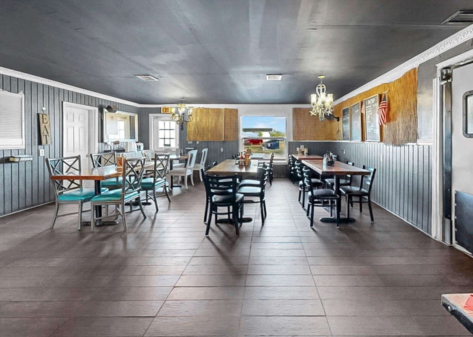 102 W SHELL POINT RD