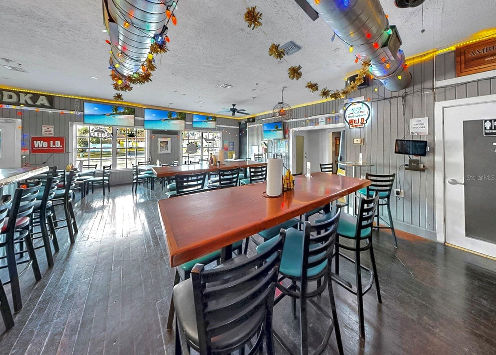 102 W SHELL POINT RD