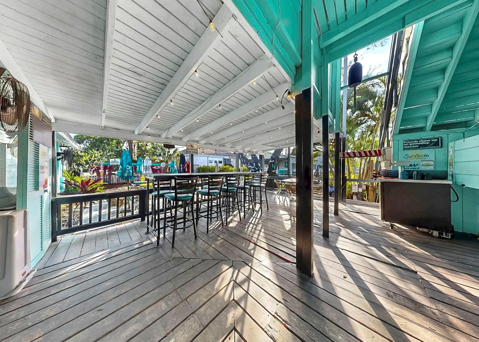 102 W SHELL POINT RD