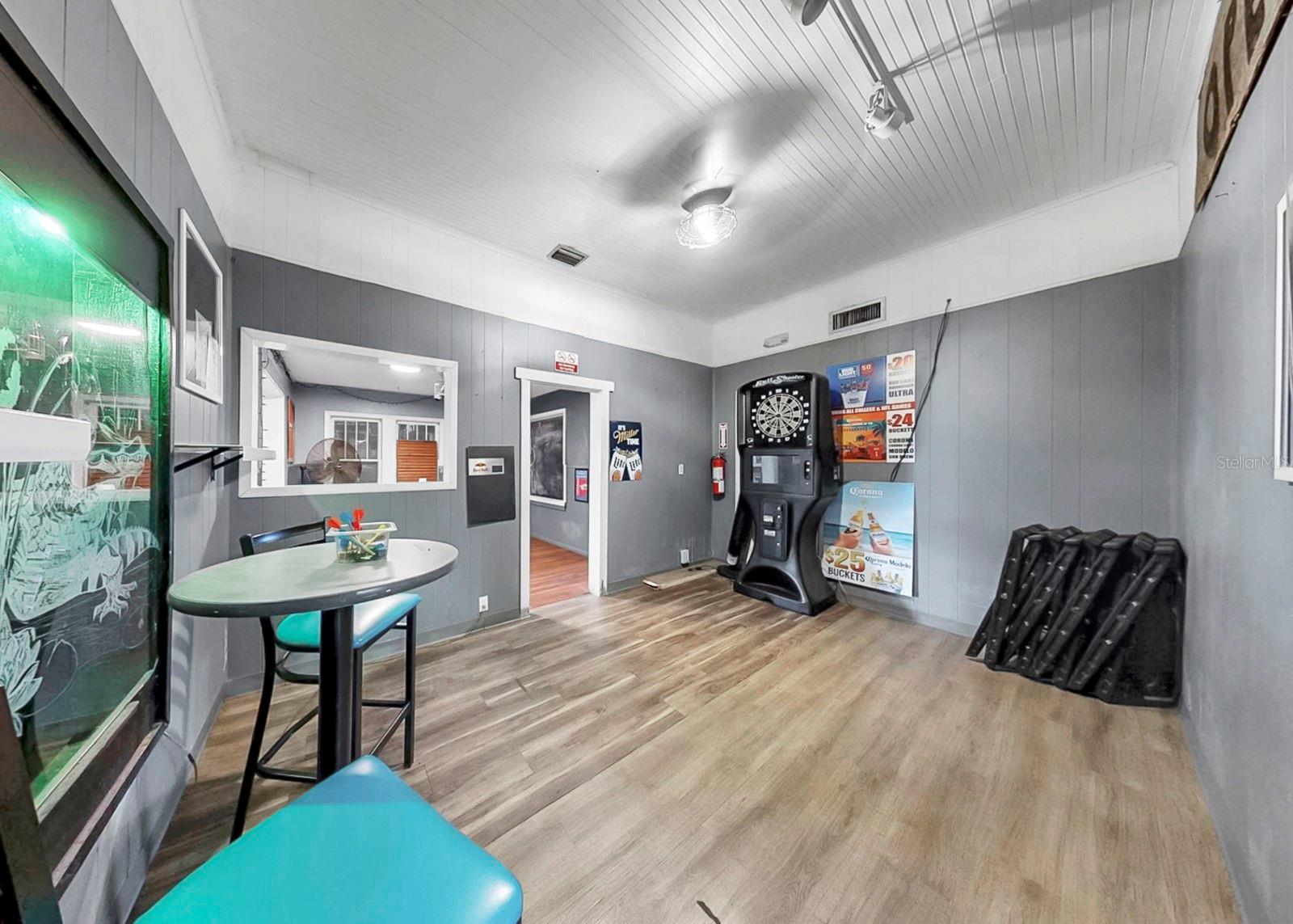 102 W SHELL POINT RD