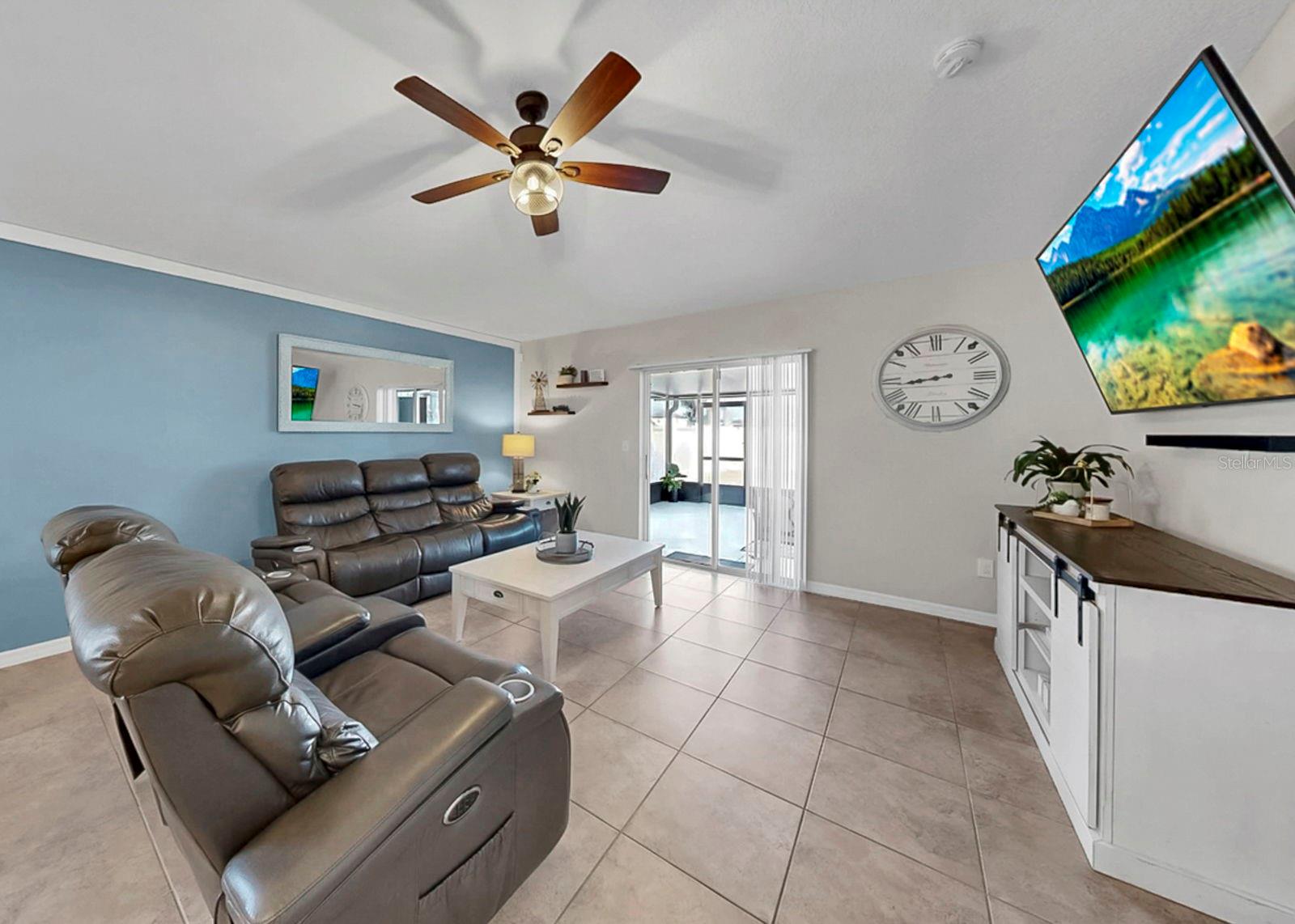 1624 BROAD WINGED HAWK DR