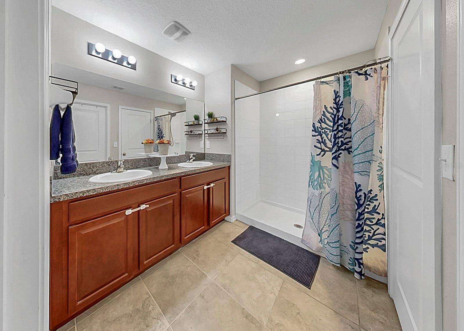 1624 BROAD WINGED HAWK DR