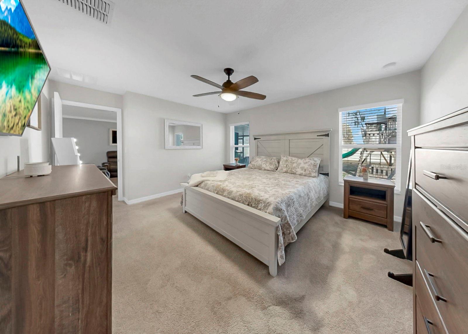 1624 BROAD WINGED HAWK DR