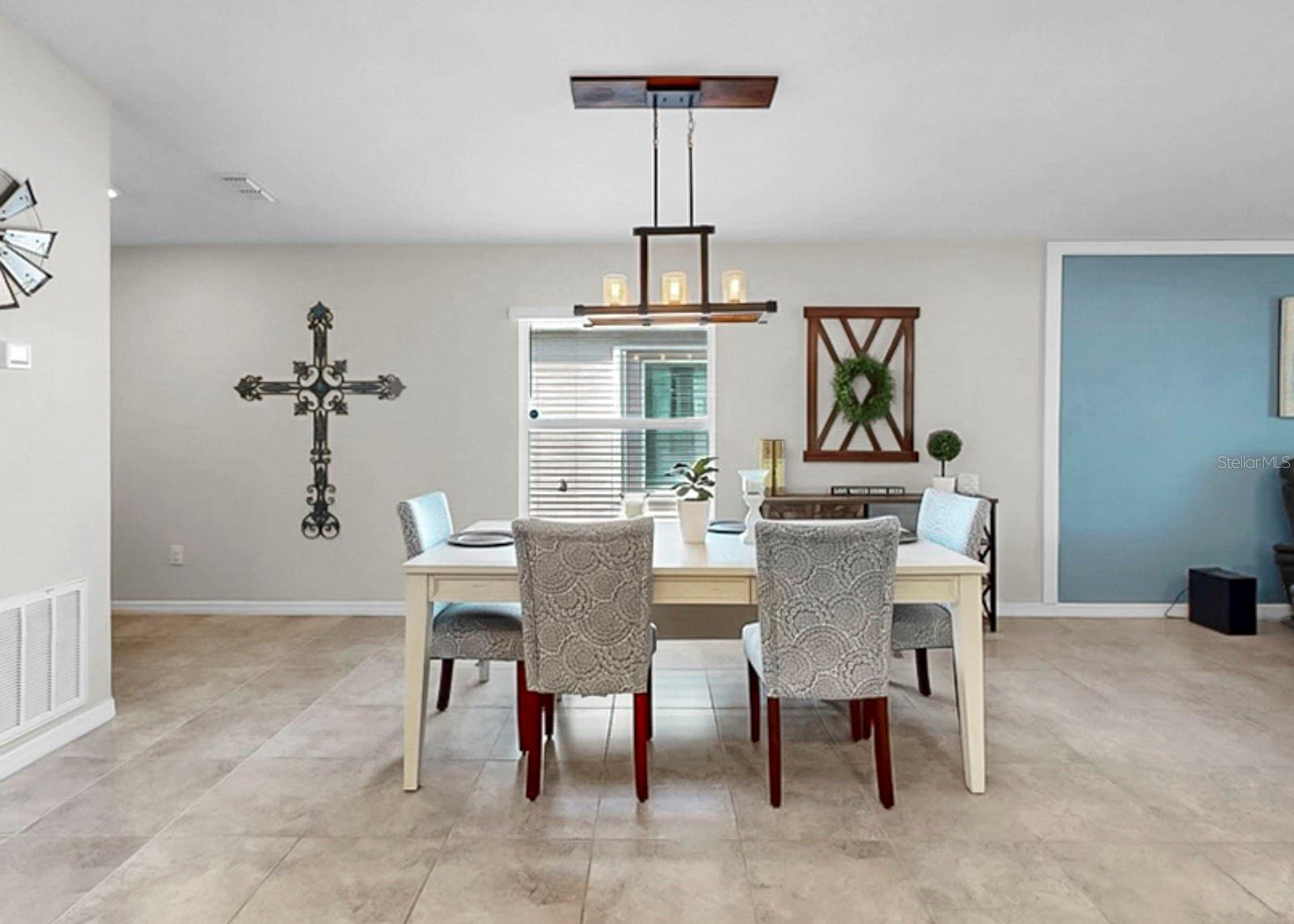 1624 BROAD WINGED HAWK DR