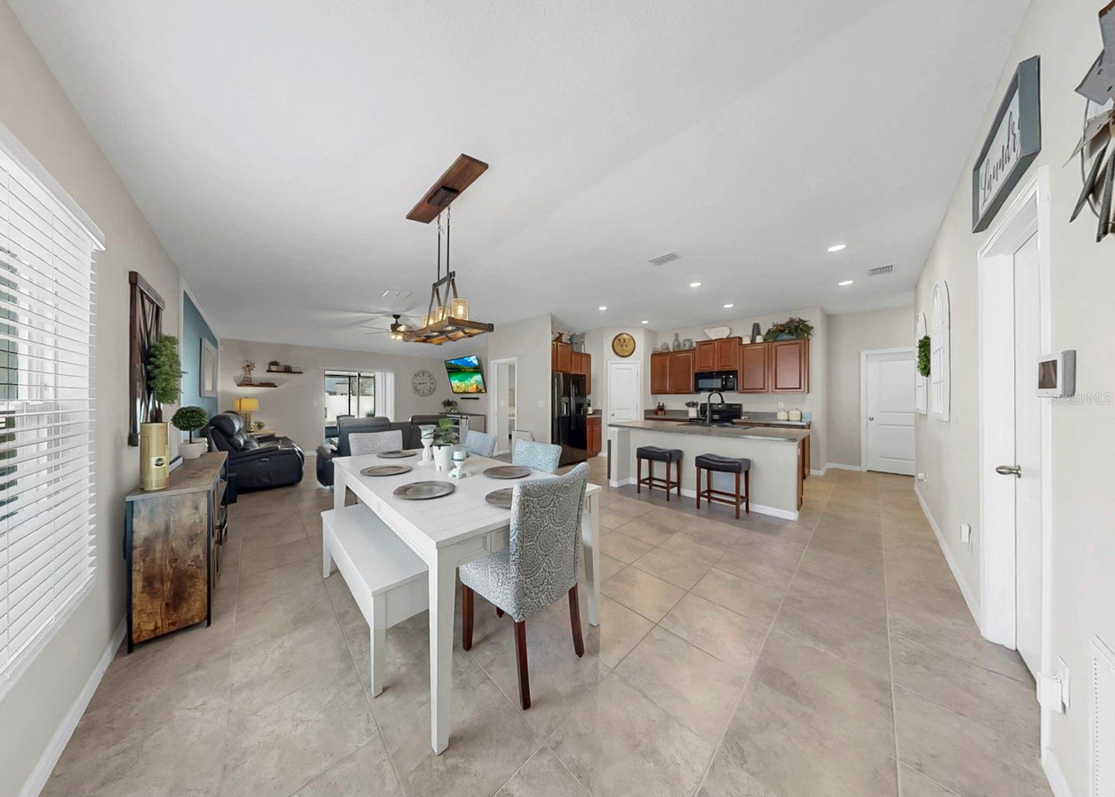 1624 BROAD WINGED HAWK DR