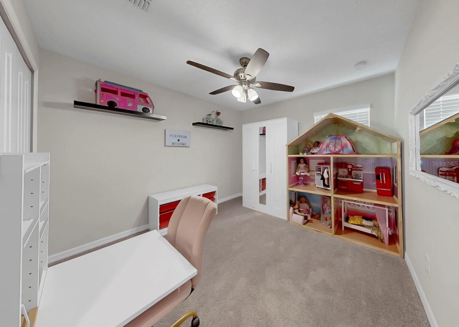 1624 BROAD WINGED HAWK DR