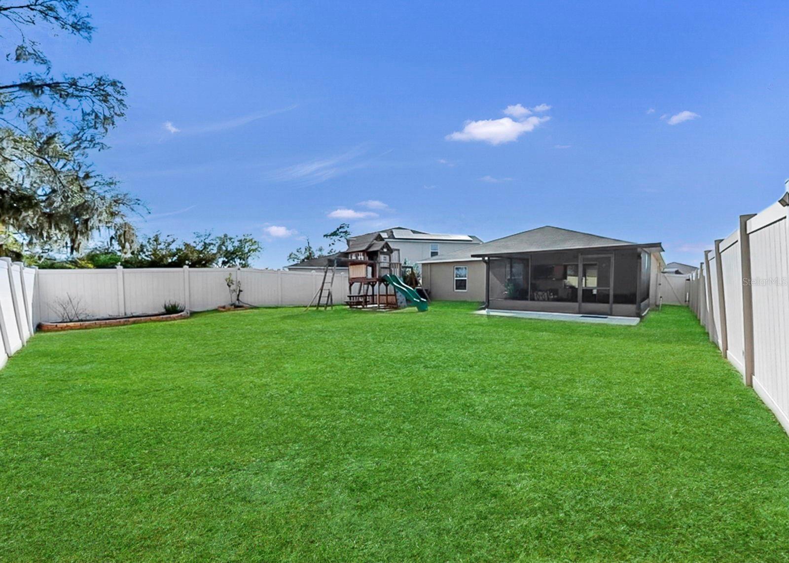 1624 BROAD WINGED HAWK DR