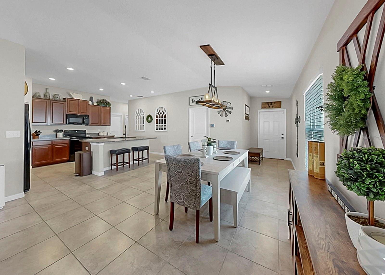 1624 BROAD WINGED HAWK DR