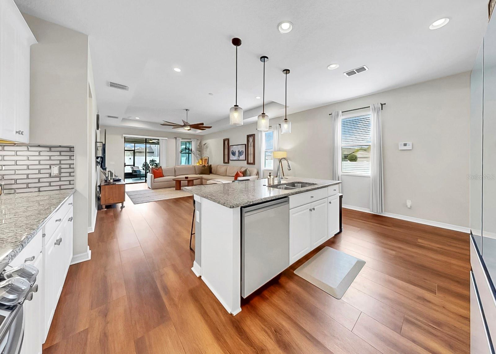 11405 CARLTON FIELDS DR