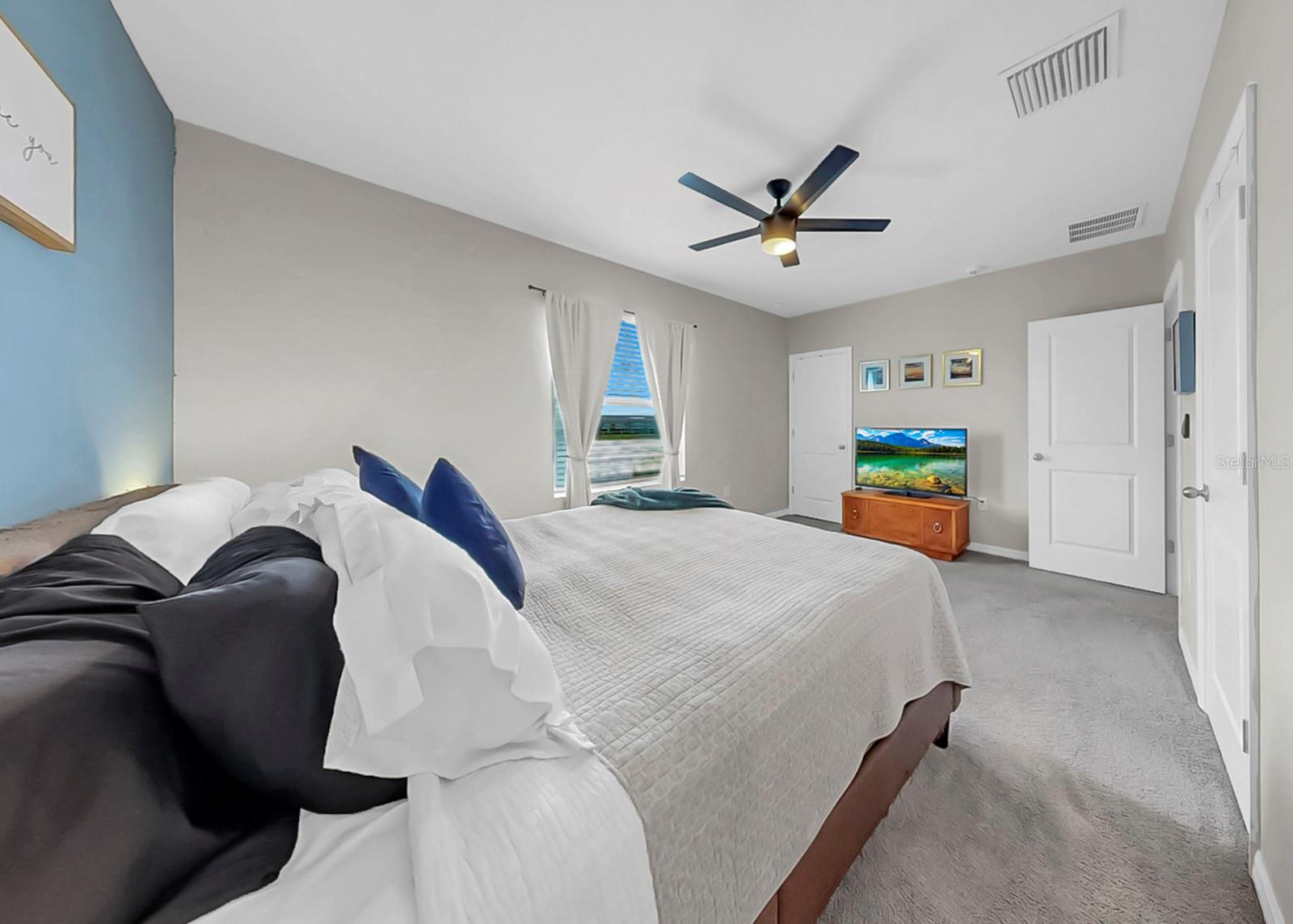 263 MANGROVE SHADE CIR