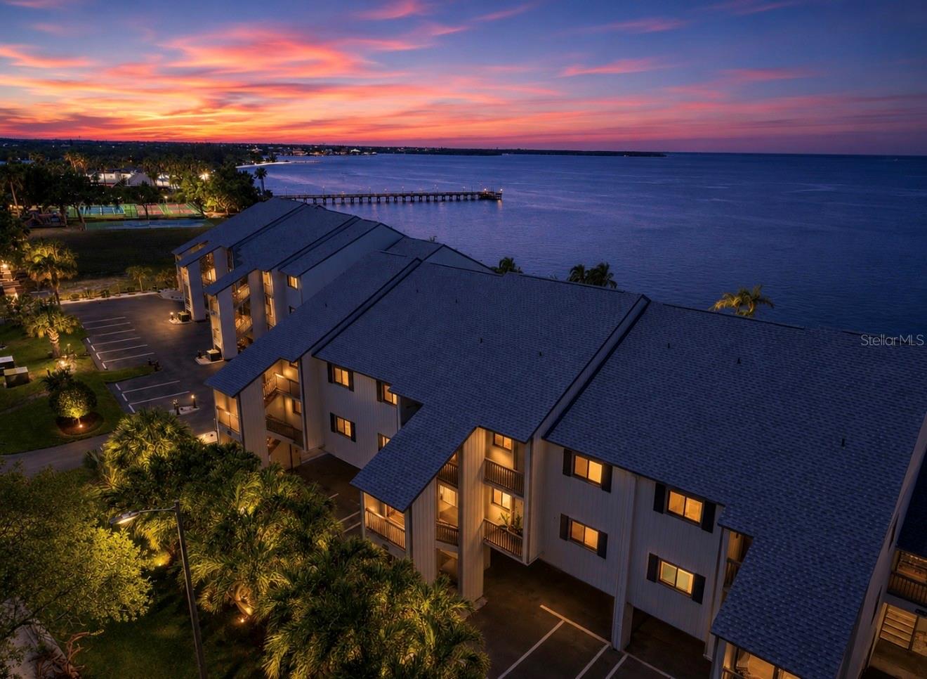 810 BAHIA DEL SOL DR #16