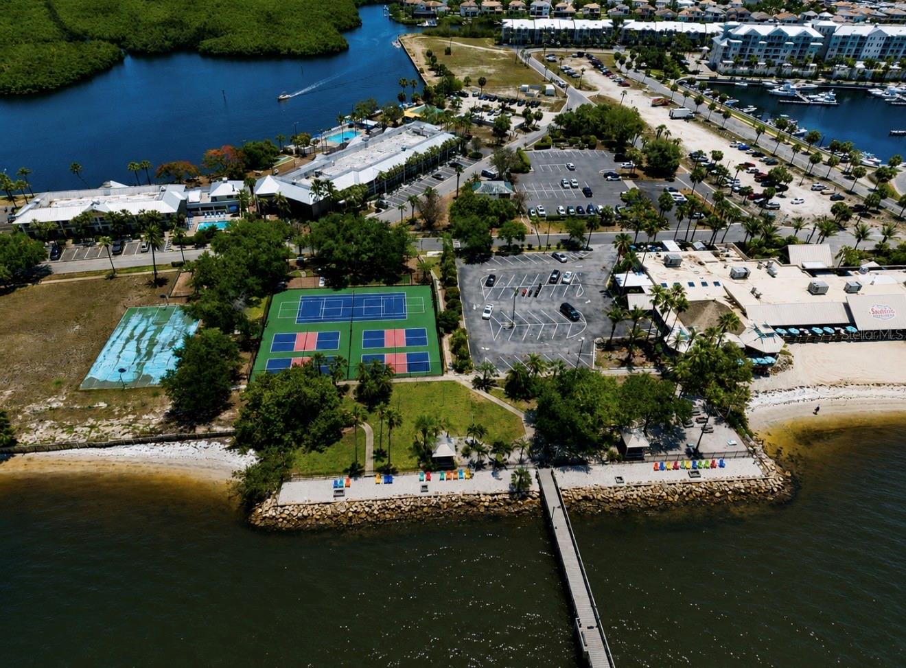 810 BAHIA DEL SOL DR #16