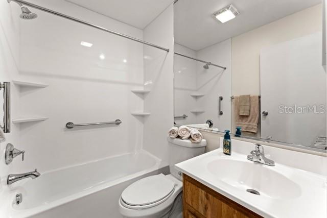 527 S LINCOLN AVE #A208