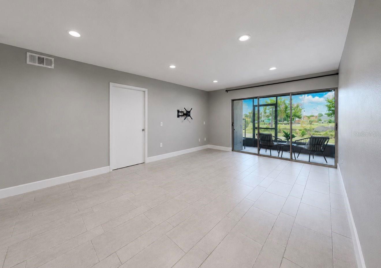 1028 APOLLO BEACH BLVD #102