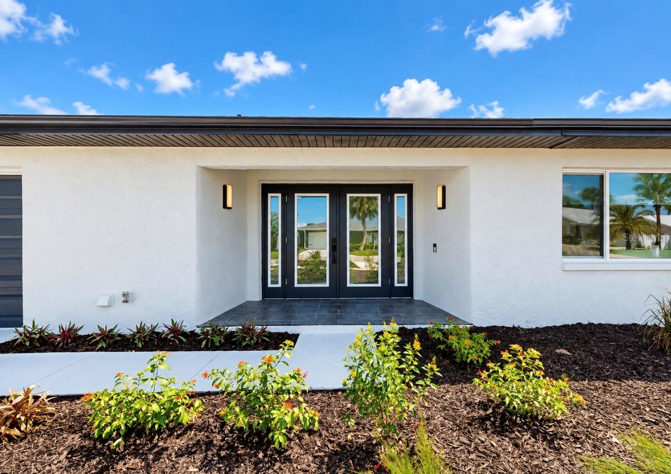 6315 WISTERIA LN