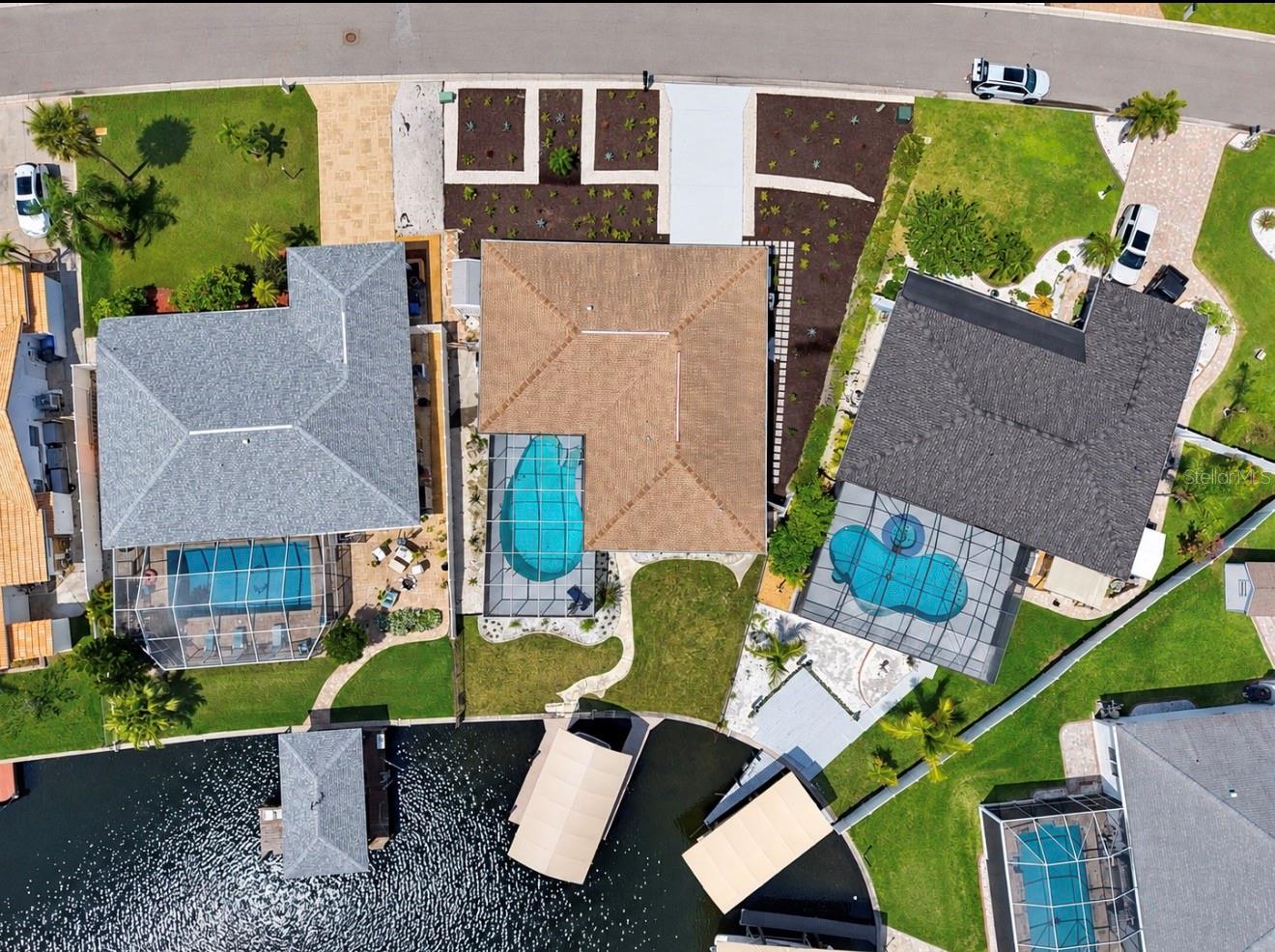 6315 WISTERIA LN
